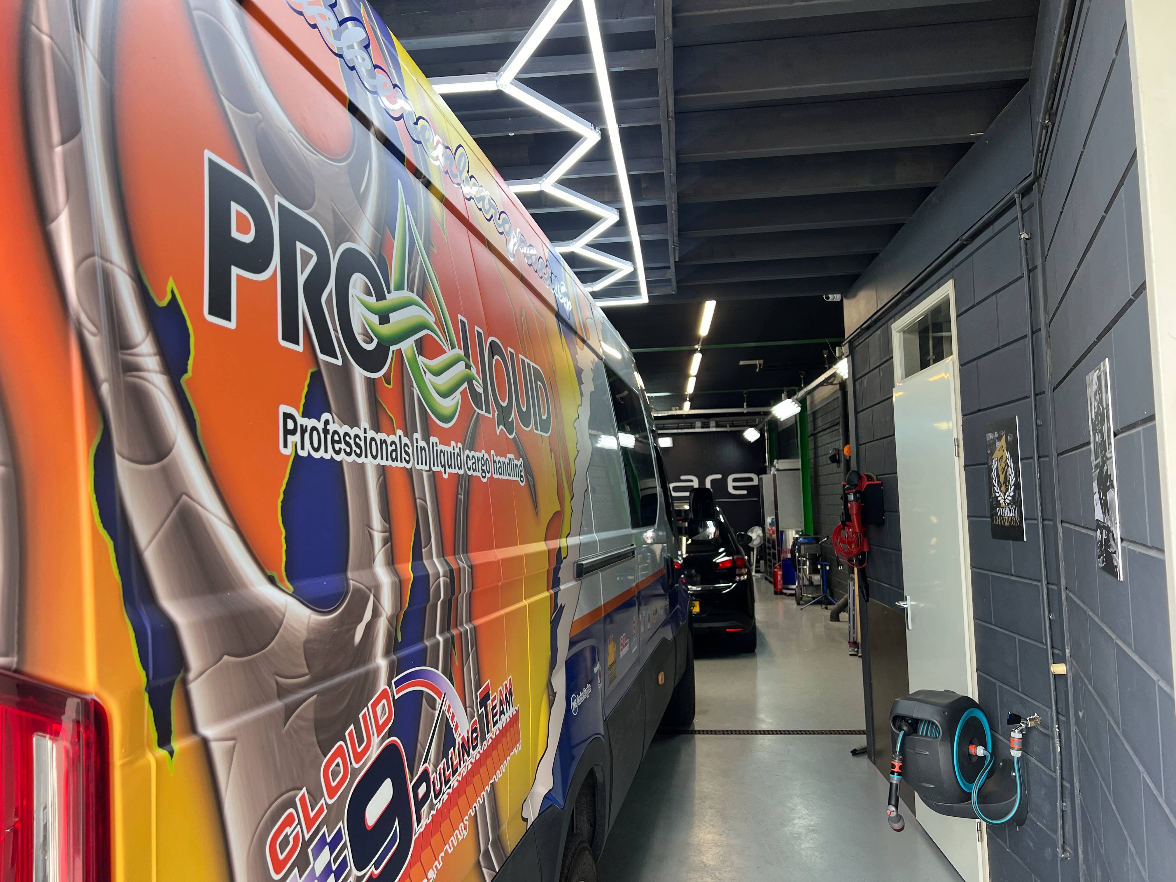 Carwrap op busje
