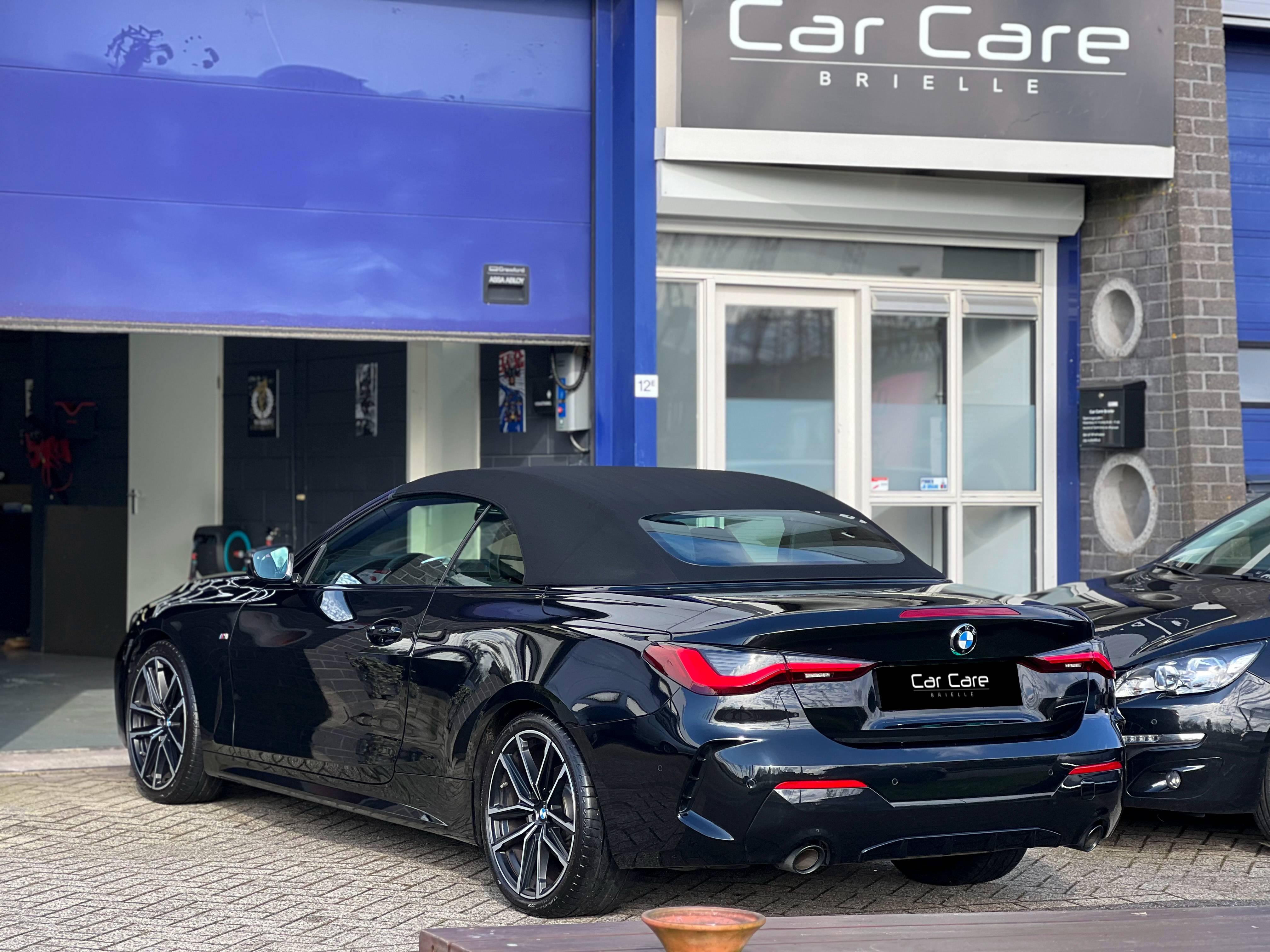 Donkere BMW